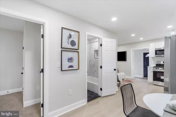 Baltimore, MD 21225,5912 HELFRICH RD