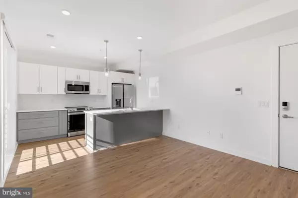 Philadelphia, PA 19122,304 W MASTER ST #3