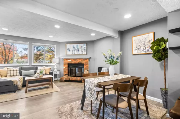 Springfield, VA 22153,8433 SUGAR CREEK LN