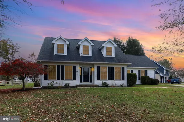 10 HUNT VALLEY DR, Elkton, MD 21921