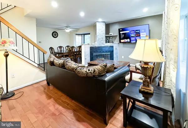 Woodbridge, VA 22193,14212 SAVANNAH DR