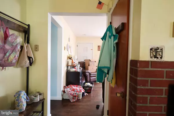 Gordonville, PA 17529,8 N HOLLANDER RD