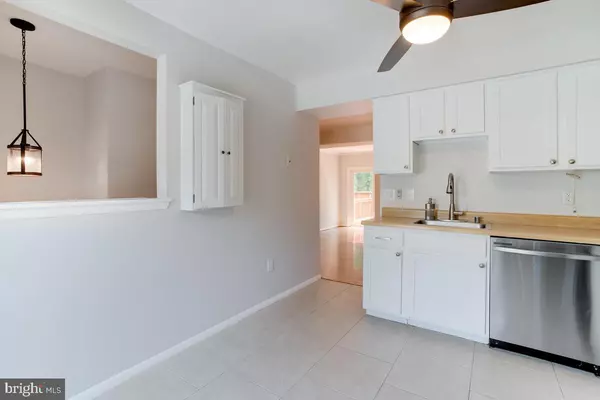 Gaithersburg, MD 20878,24 SEBASTIANI BLVD