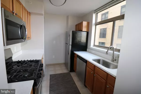 Bethesda, MD 20815,7111 WOODMONT AVE #415