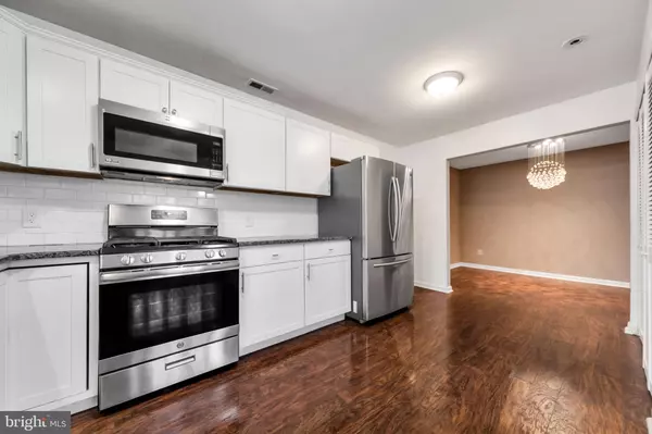 West Berlin, NJ 08091,5 S WALNUT CIR