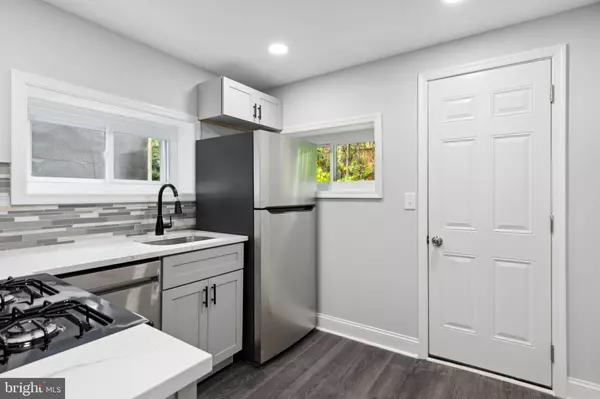 Philadelphia, PA 19144,5028 TACOMA ST