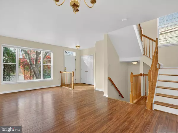 Woodbridge, VA 22192,3844 KOVAL LN