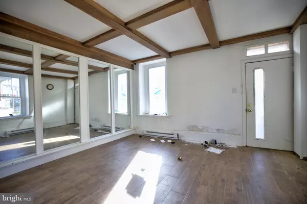 Philadelphia, PA 19128,4333 FLEMING ST