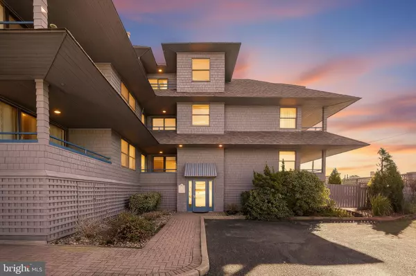 Ship Bottom, NJ 08008,1001 OCEAN AVE ##1017