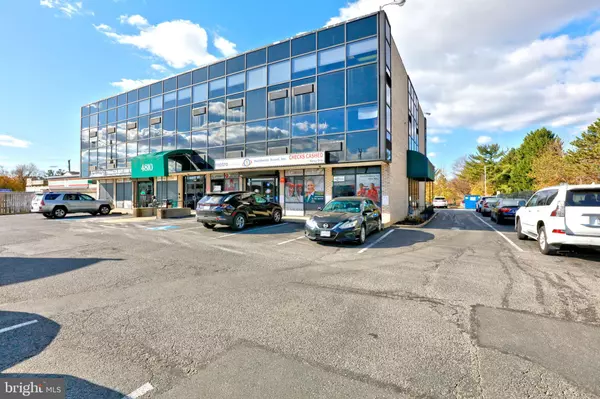 Alexandria, VA 22312,4810 BEAUREGARD ST #200