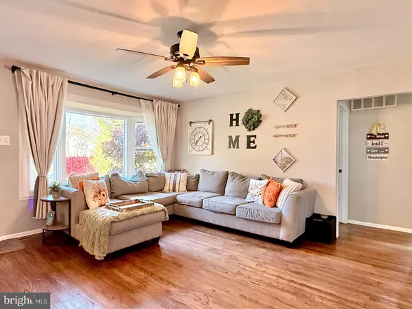 Blackwood, NJ 08012,41 HYANNIS AVE