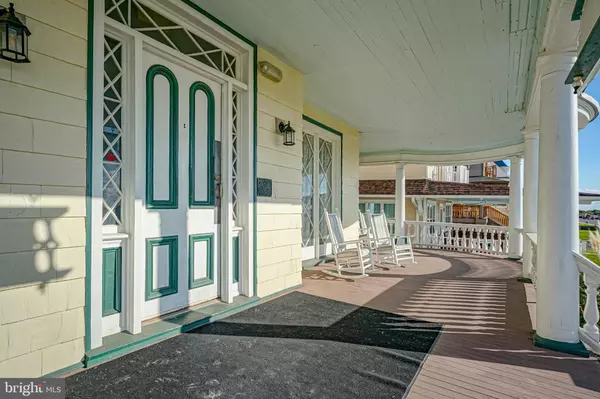 Cape May, NJ 08204,819 BEACH AVE #3B