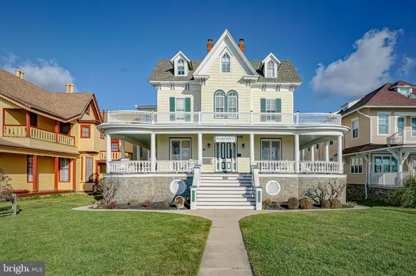 Cape May, NJ 08204,819 BEACH AVE #3B