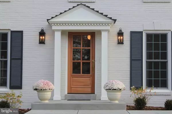 Vienna, VA 22181,9918 LINDEL LN