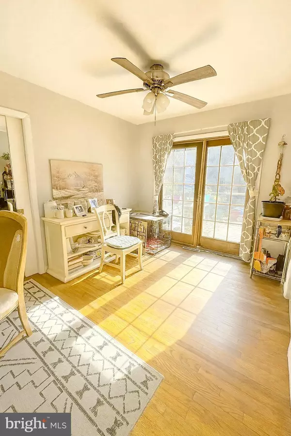 Seaford, DE 19973,714 W IVY DR