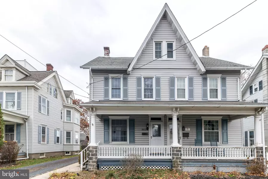 803 W BROAD ST, Quakertown, PA 18951