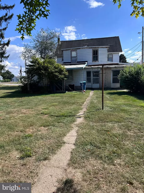 Etters, PA 17319,27 E BROADWAY