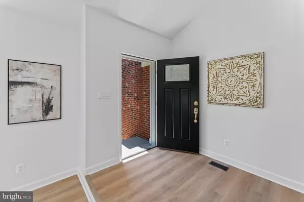 Glenn Dale, MD 20769,12312 SIR LANCELOT DR