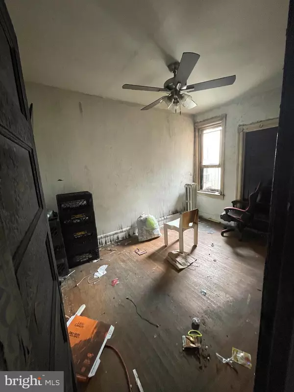 Philadelphia, PA 19143,5520 GREENWAY AVE