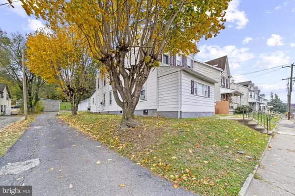 Reading, PA 19605,2825 KUTZTOWN RD