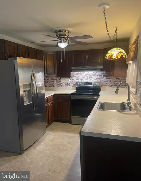 54 WAR TROPHY LN, Media, PA 19063