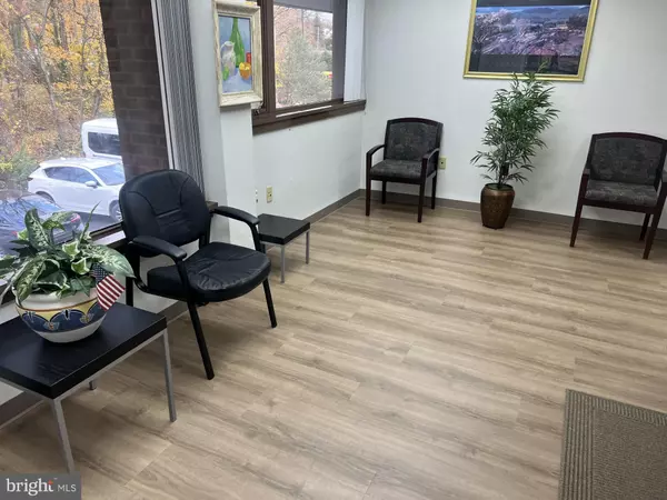 Elkins Park, PA 19027,8118 OLD YORK RD