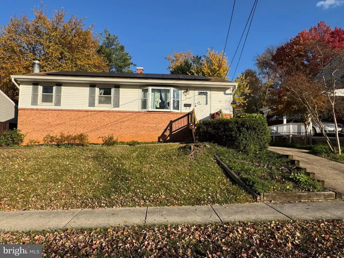 Lanham, MD 20706,6707 LAMONT DR