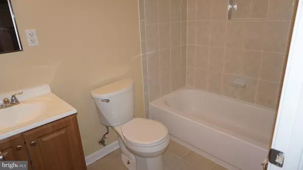 New Carrollton, MD 20784,8105 LEGATION RD