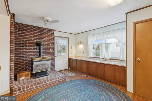 Frackville, PA 17931,400 S NICE