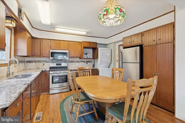 Frackville, PA 17931,400 S NICE