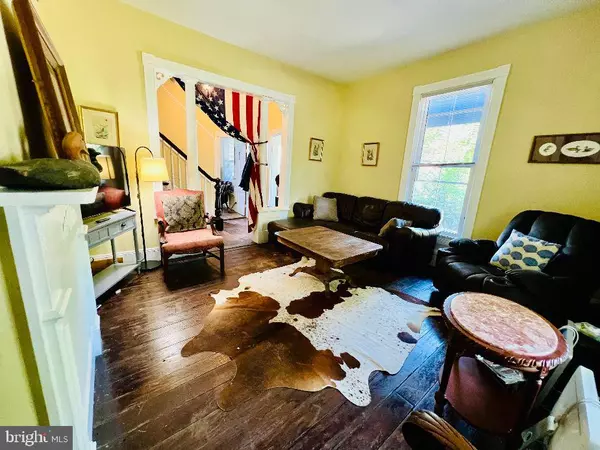 Crisfield, MD 21817,232 N SOMERSET AVE