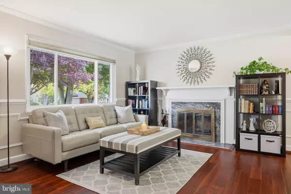 Annandale, VA 22003,7137 MURRAY LN