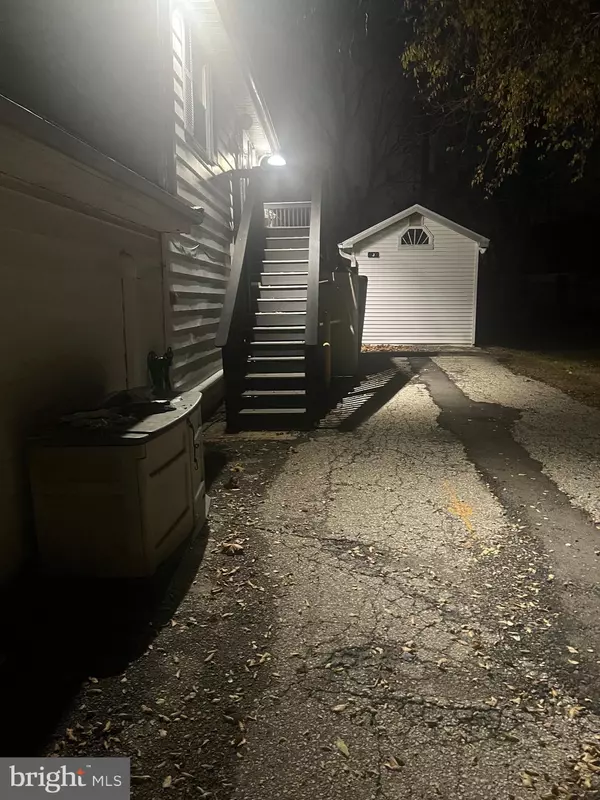 43 CHARLESTON RD, Willingboro, NJ 08046