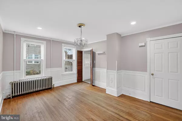 Mount Holly, NJ 08060,240 PINE ST