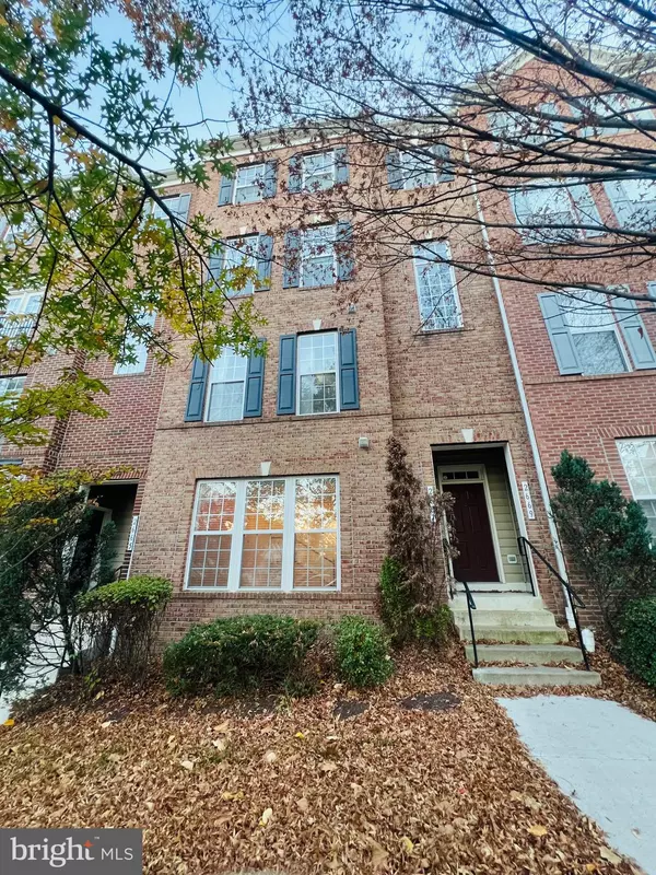 2667 SHEFFIELD HILL WAY #168, Woodbridge, VA 22191