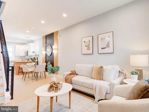 Philadelphia, PA 19122,1702 N ORIANNA ST