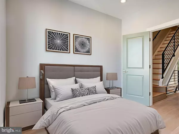 Philadelphia, PA 19122,1702 N ORIANNA ST