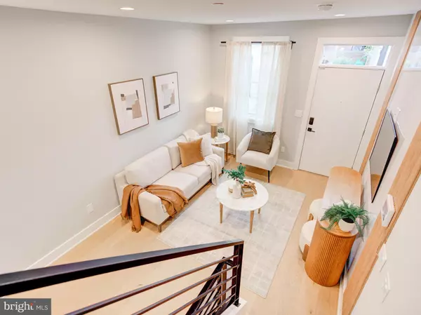 Philadelphia, PA 19122,1702 N ORIANNA ST