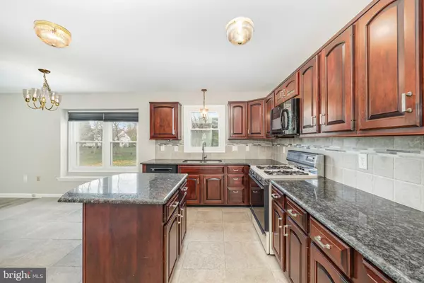 Boiling Springs, PA 17007,6 AUBURN CIRCLE