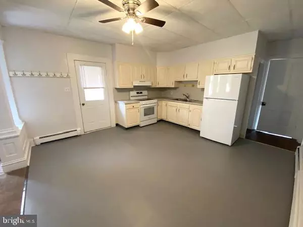 Perkasie, PA 18944,131 S 5TH ST #B