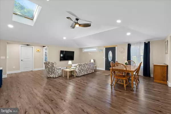 Bethany Beach, DE 19930,2 BRIDGE RD