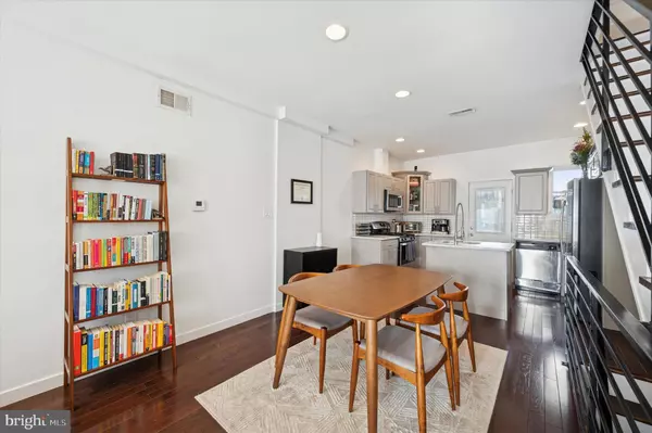 Philadelphia, PA 19145,1827 HOFFMAN ST