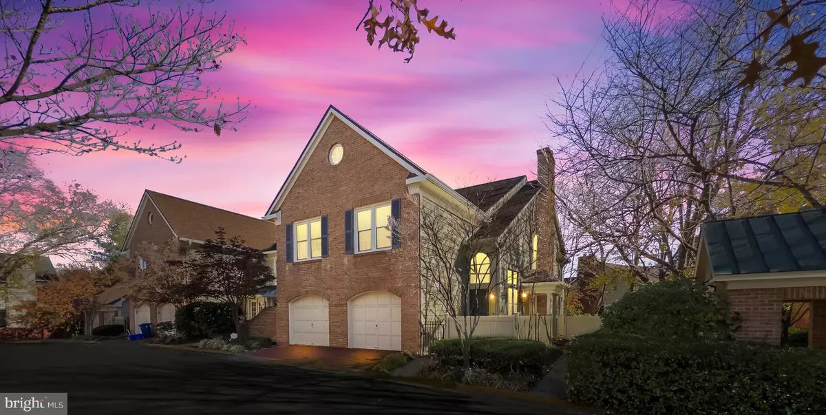 Rockville, MD 20852,10831 LUXBERRY DR #30