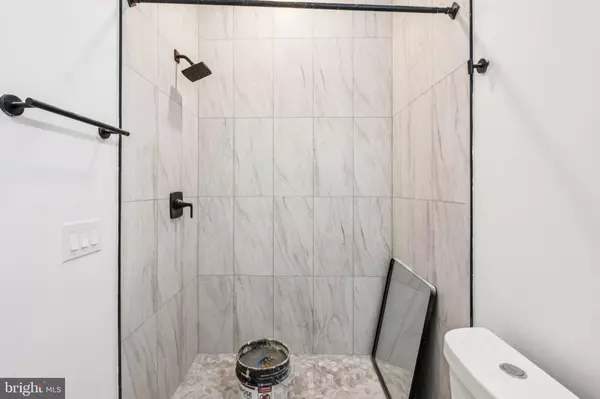 Philadelphia, PA 19104,4237 MANTUA AVE #3