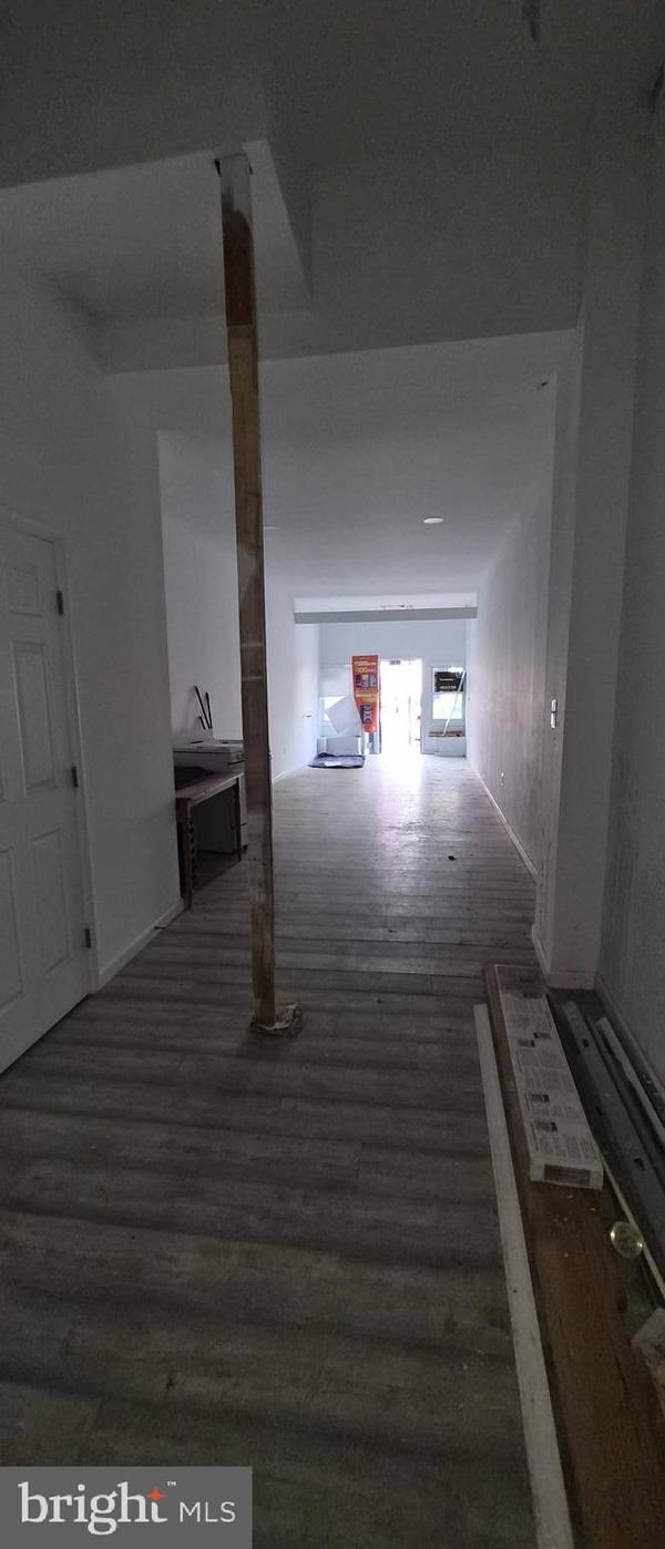 Baltimore, MD 21223,1931 W PRATT ST