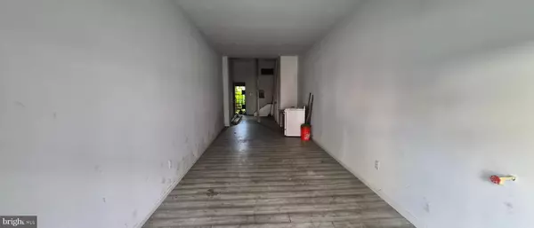 Baltimore, MD 21223,1931 W PRATT ST