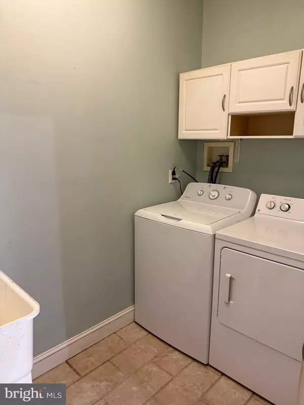 Philadelphia, PA 19114,9327 GLENLOCH ST