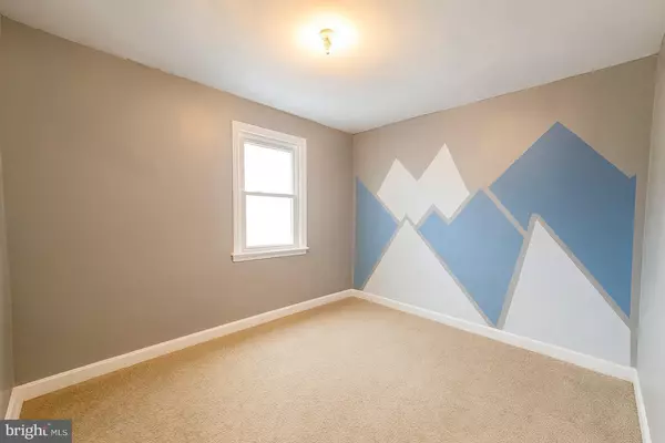 Collingdale, PA 19023,515 ANDREWS AVE