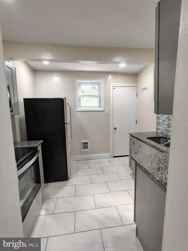 Philadelphia, PA 19140,4363 WAYNE AVE