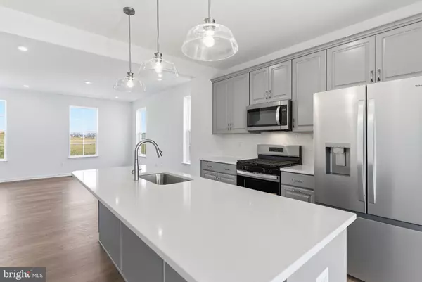 Charles Town, WV 25414,638 NEWBURY ST